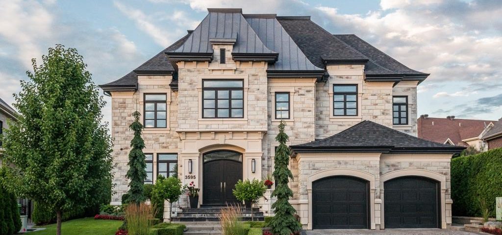 front 1 1024x480 - Another villa for sale