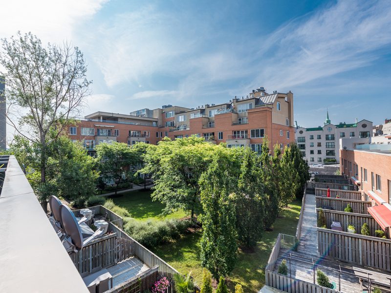 555 4518 800x600 - Town house at Old Port of Montreal