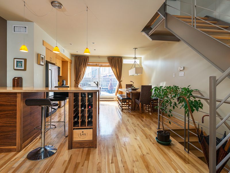 555 5441 800x600 - Town house at Old Port of Montreal
