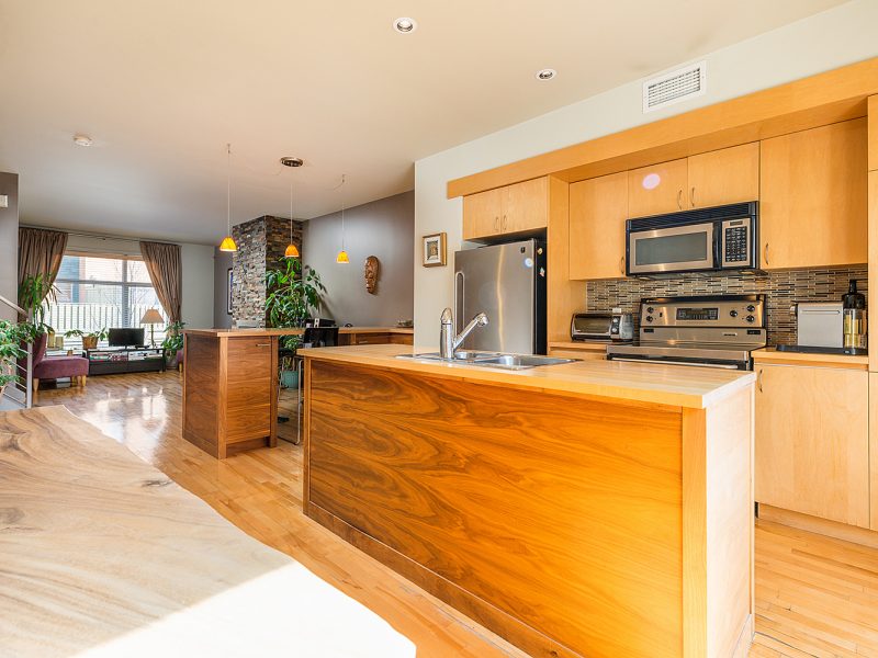 555 5463 800x600 - Town house at Old Port of Montreal