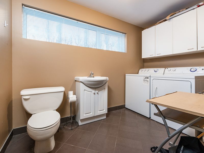 555 5473 800x600 - Town house at Old Port of Montreal