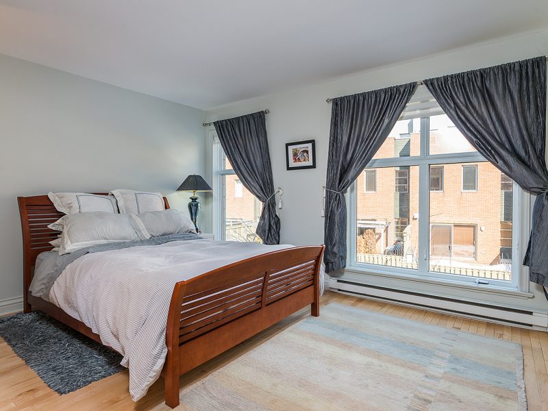 555 5511 800x600 - Town house at Old Port of Montreal