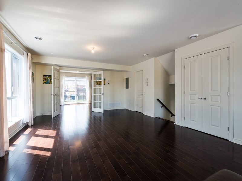 555 5009 800x600 - Condo LaSalle