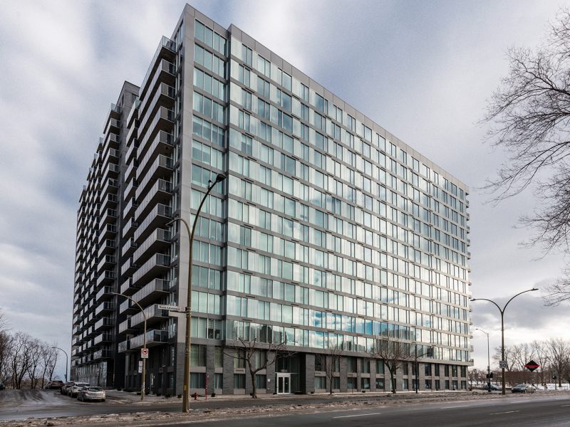 555 7015 800x600 - Condo Downtown