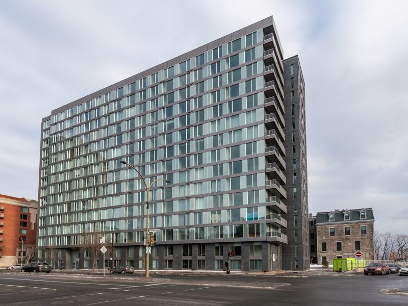 555 7018 800x600 - Condo Downtown