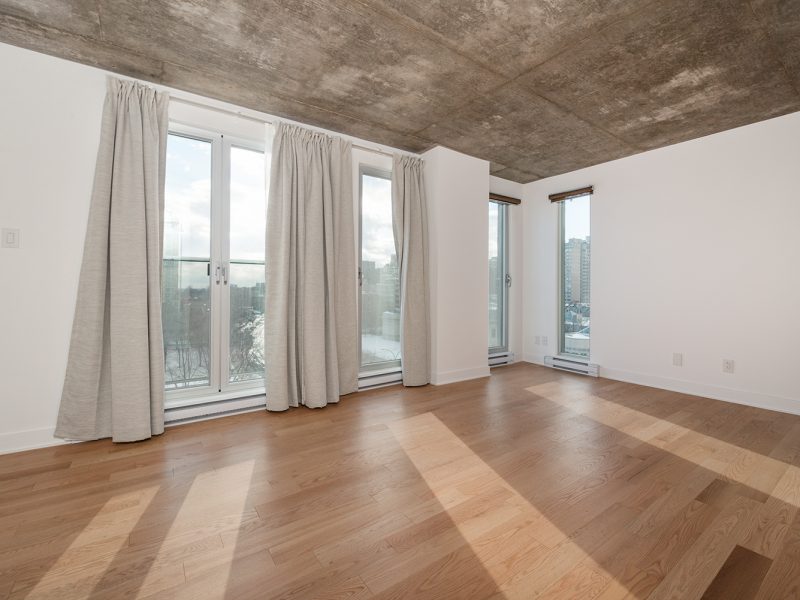 555 7093 800x600 - Condo Downtown