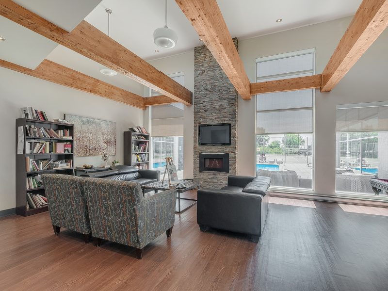 Salle communautaire2 800x600 - Condo Laval