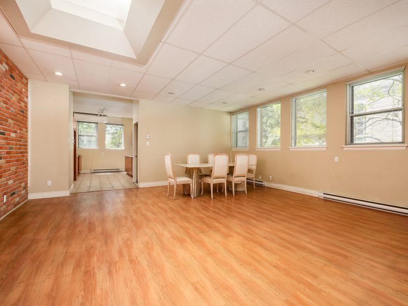 000 1793 800x600 - Semi-Commercial Property
