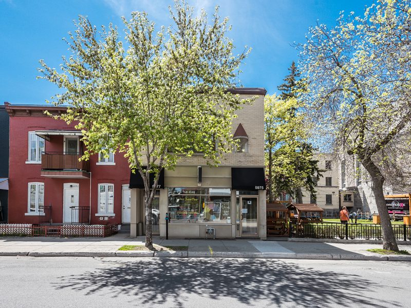 000 1830 800x600 - Semi-Commercial Property