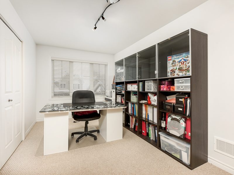 000 5402 800x600 - Magnificent townhouse in Nouveau St Laurent