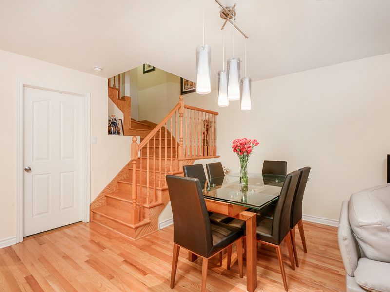 000 5433 800x600 - Magnificent townhouse in Nouveau St Laurent