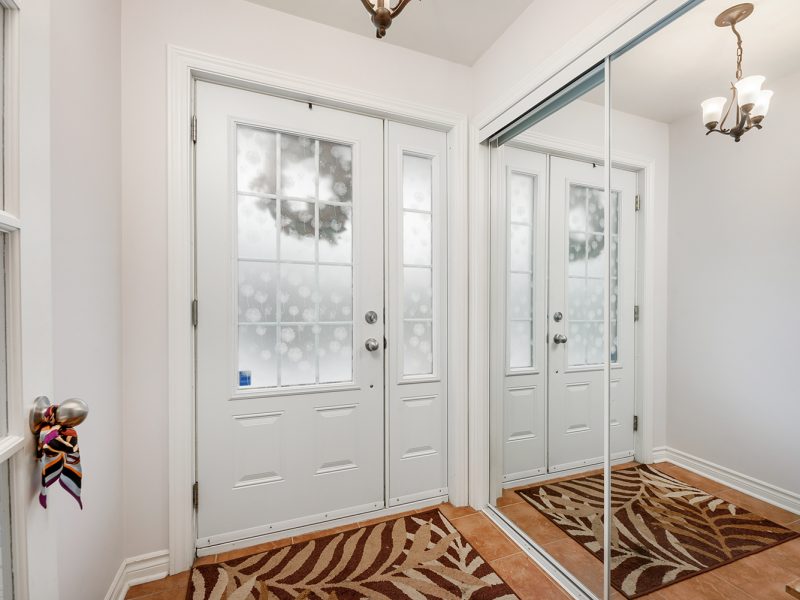 000 5455 800x600 - Magnificent townhouse in Nouveau St Laurent