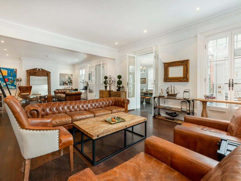 555 0202 800x600 - Majestic Residence