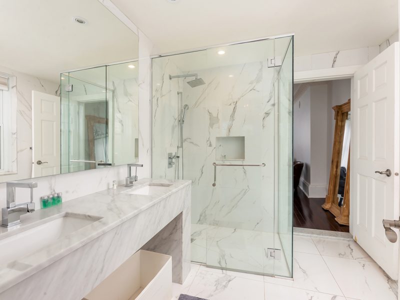 555 0238 800x600 - Majestic Residence